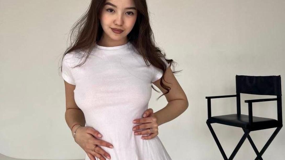Find Escorts in Greater Noida On Curbess. Find Call Girls and Sexy Escorts Service for Fun Dating Entertainment.