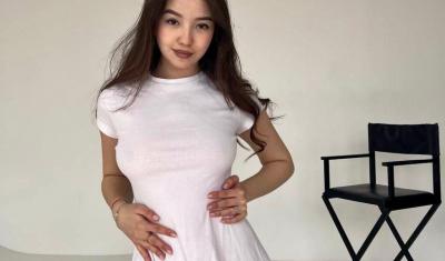 Find Escorts in Greater Noida On Curbess. Find Call Girls and Sexy Escorts Service for Fun Dating Entertainment. cover image