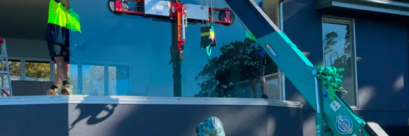 Cover image for spidercranehire