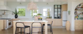 Cover image for desireeburnsinteriors